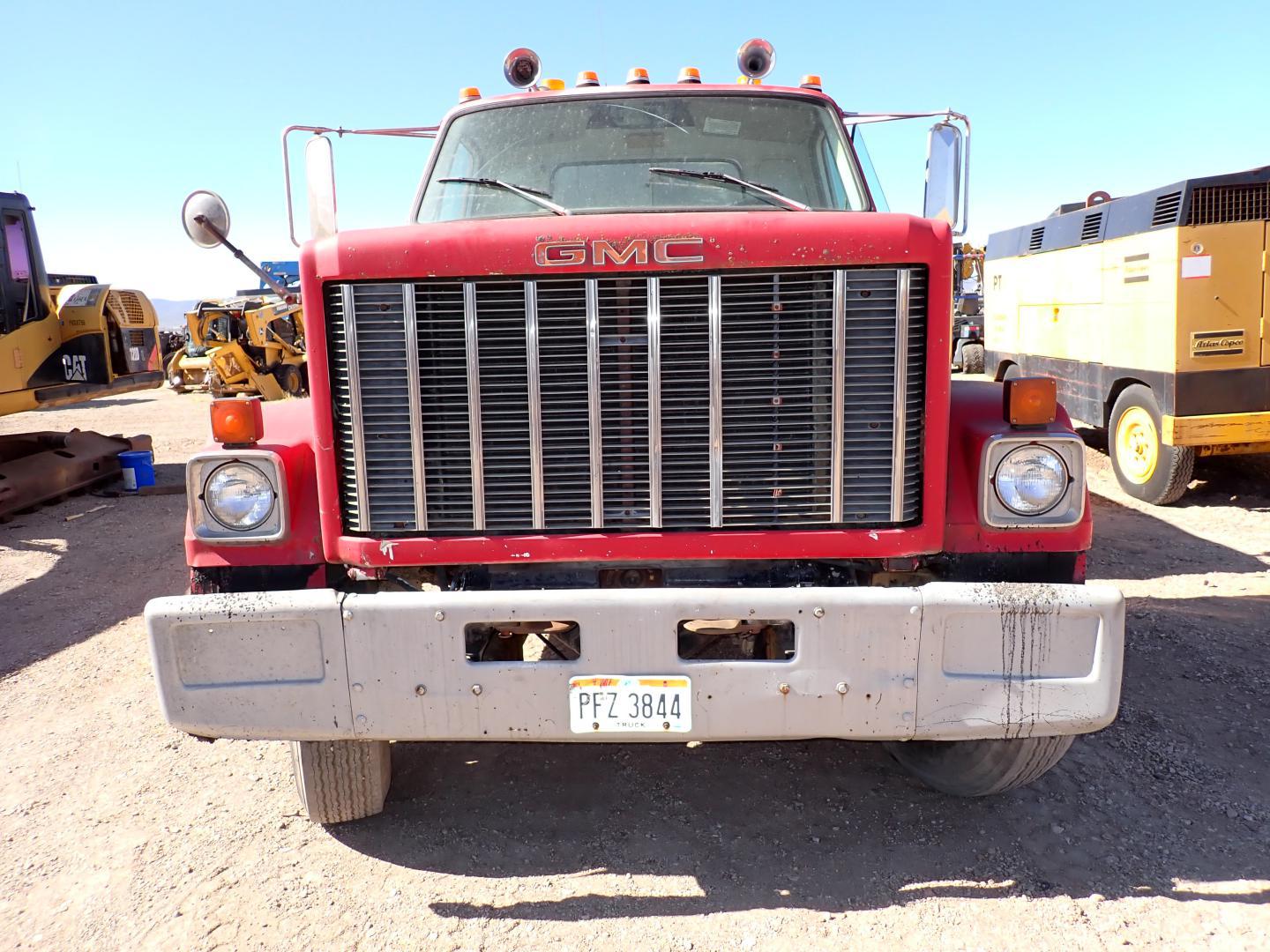 CAMION PETROLIZADOR  ETNYRE X500